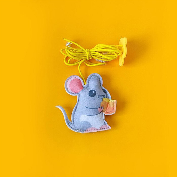 Adjustable Hanging Bugs Self-Entertainment Cat Toys
